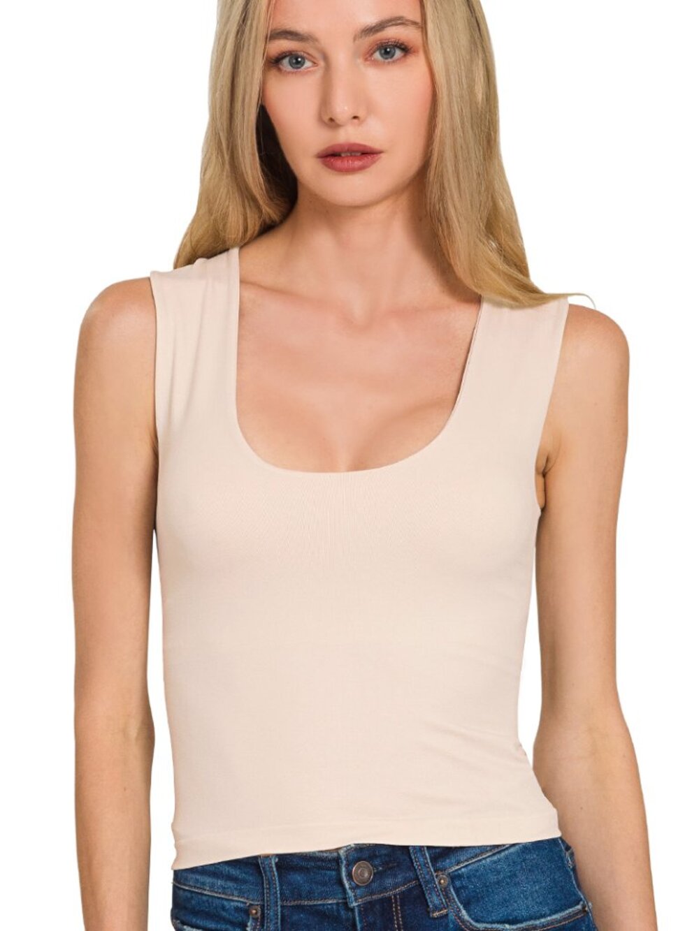 Double layered double scoop tank top